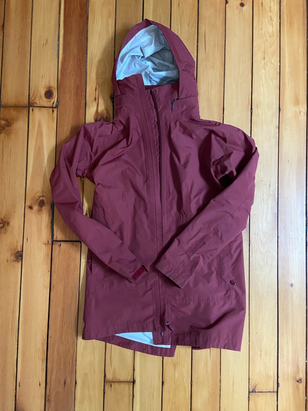 Marmot rain jacket merlot
